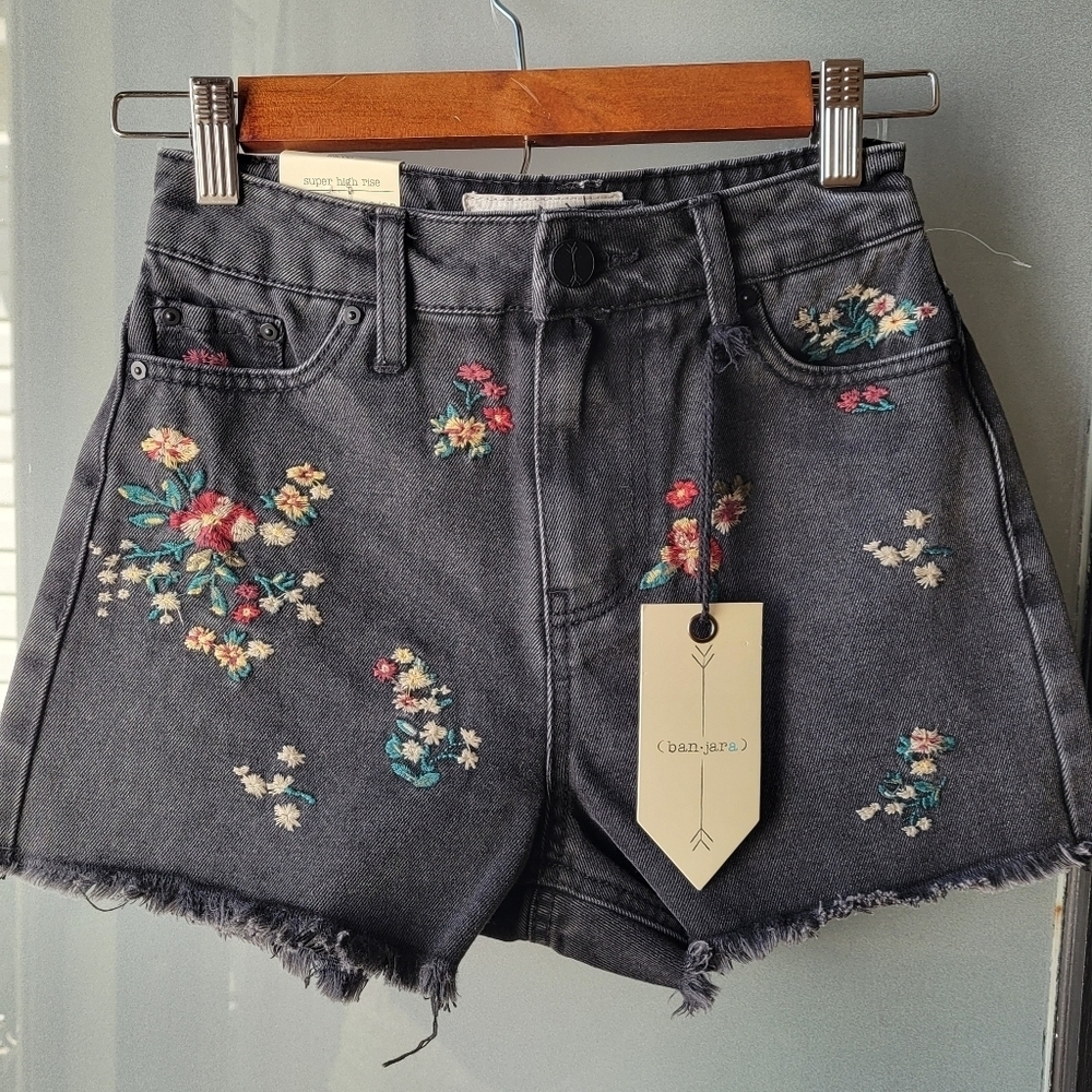 Banjara Shorts Size 22 Charcoal Cut Off Embroidered Denim Boho Floral Charcoal